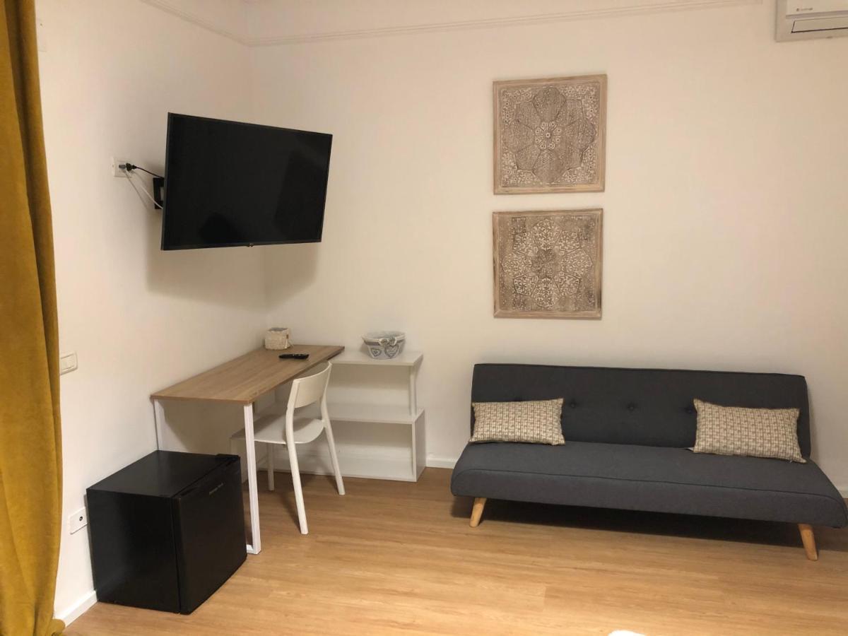 Casa Blanca B&B ラティーナ エクステリア 写真
