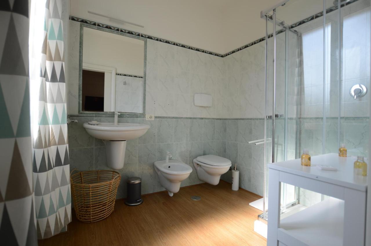 Casa Blanca B&B ラティーナ エクステリア 写真
