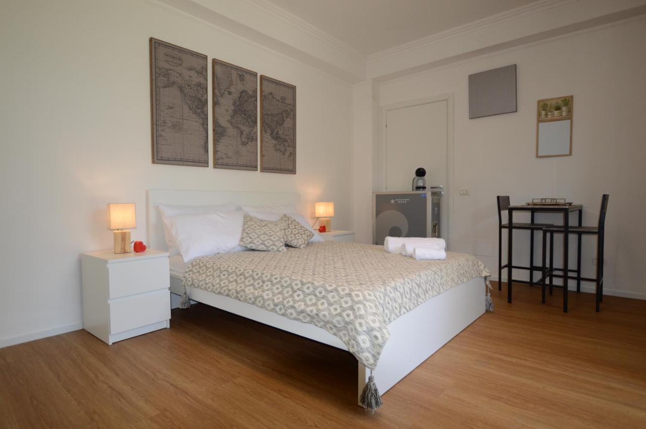 Casa Blanca B&B ラティーナ エクステリア 写真